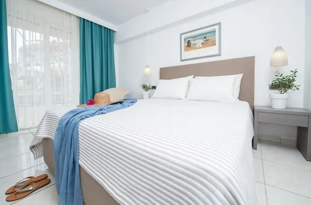 Executive Oda, Teras