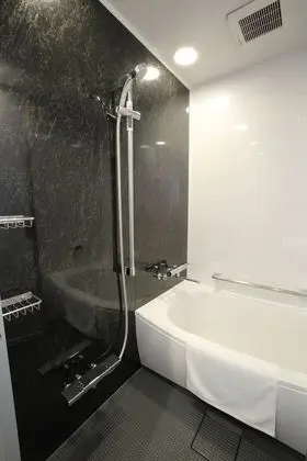 Traditional İki Ayrı Yataklı Oda