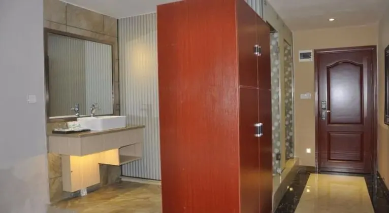 Comfort Tek Büyük Yataklı Oda