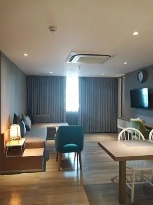 1 Bedroom Family Suite