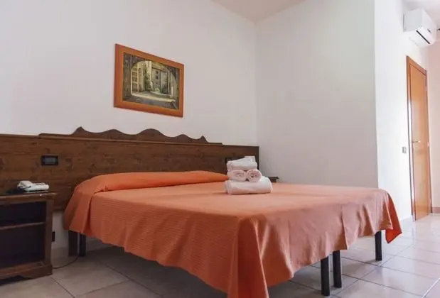 Tek Büyük veya İki Ayrı Yataklı Oda