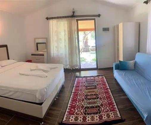 Aile Bungalov - Verandalı