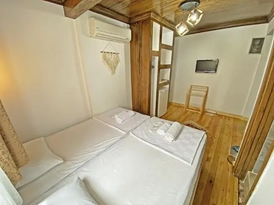 Çift Kişilik, Manzarasız