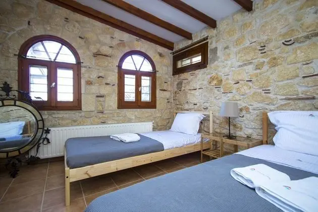 Ev, 4 Yatak Odası, Havuz Kullanımı