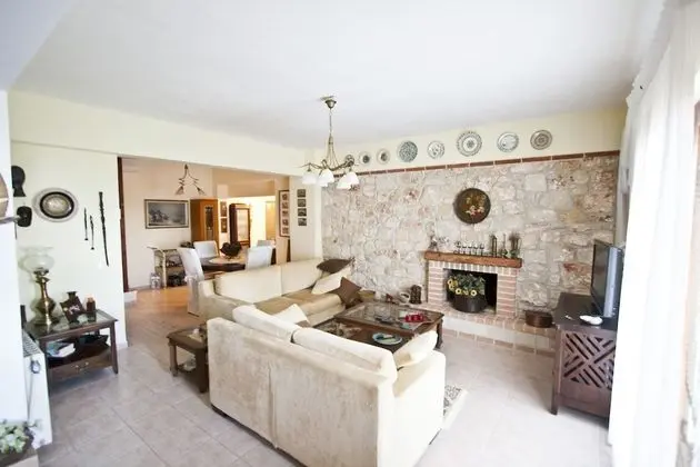 Ev, 4 Yatak Odası, Havuz Kullanımı