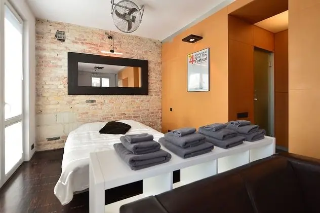 Design Stüdyo, 1 Çift Kişilik Yatak ve Çekyat