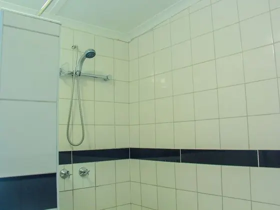 Family Tek Büyük Yataklı Oda