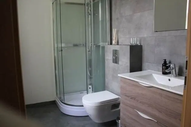 Tek Büyük veya İki Ayrı Yataklı Oda, Özel Banyo