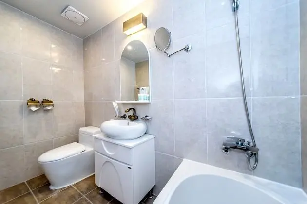 Standard Oda, 2 Çift Kişilik Yatak, Sigara İçilmez, Küvet (Superior)