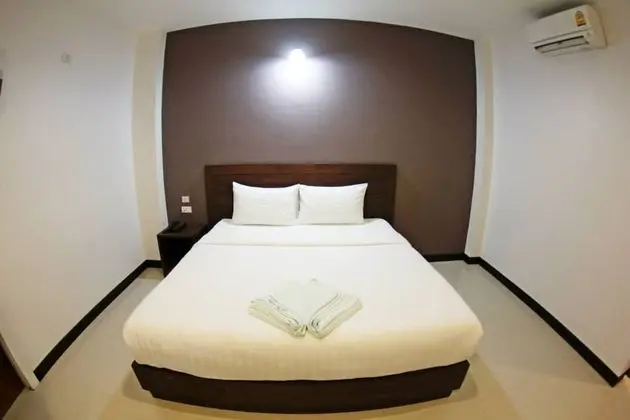 Deluxe Room with Pool View