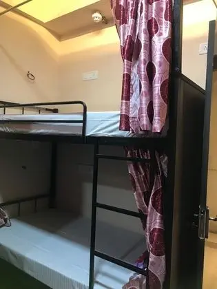 Basic Ortak Ranzalı Oda, 1 Tek Kişilik Yatak