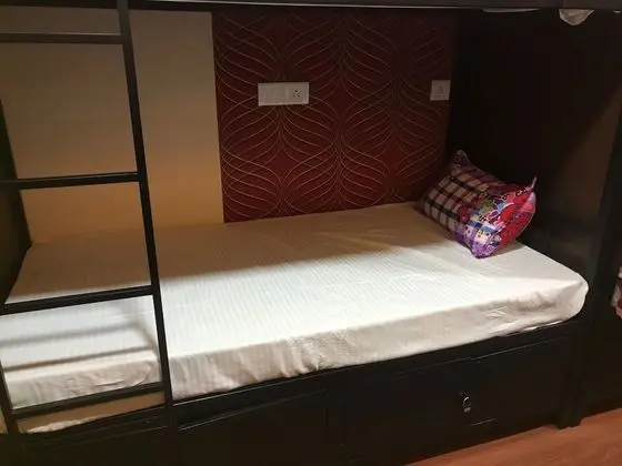 Basic Ortak Ranzalı Oda, 1 Tek Kişilik Yatak