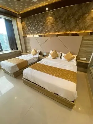 Deluxe Üç Kişilik Oda