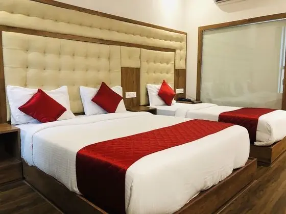 Deluxe Üç Kişilik Oda