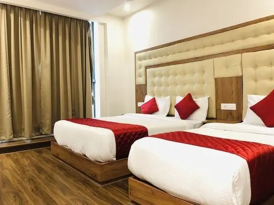 Deluxe Üç Kişilik Oda