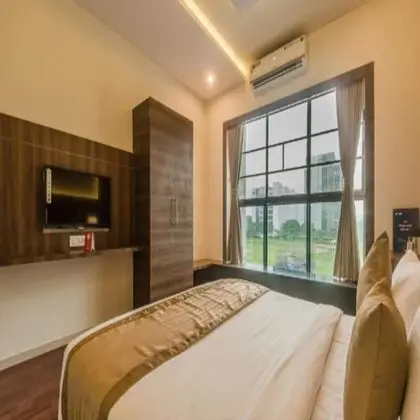Deluxe Tek Büyük Yataklı Oda