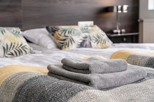 Tek Büyük veya İki Ayrı Yataklı Oda, Özel Banyo