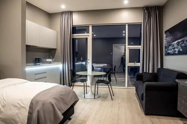 Stüdyo, Okyanus Manzaralı