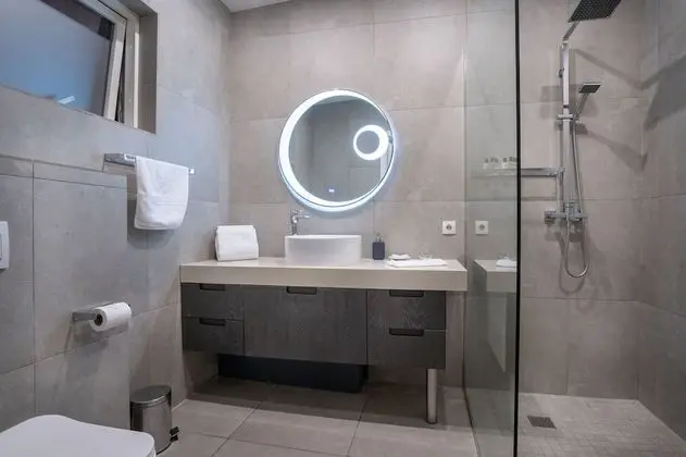 Stüdyo, Okyanus Manzaralı