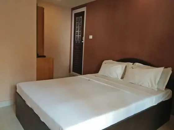 Standard Tek Büyük Yataklı Oda