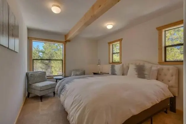 Ev (4 Bedrooms)