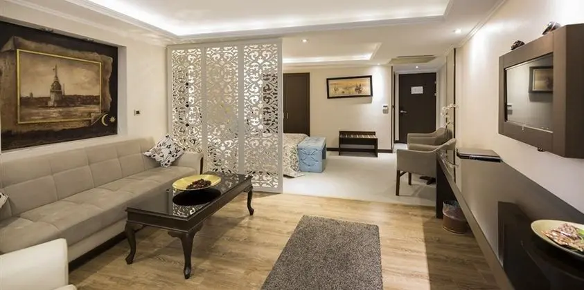 Jakuzili Suite Oda