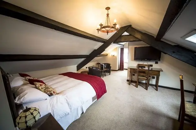 Black Boy Executive Room Queen