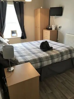 Tek Büyük Yataklı Oda, Banyolu/Duşlu