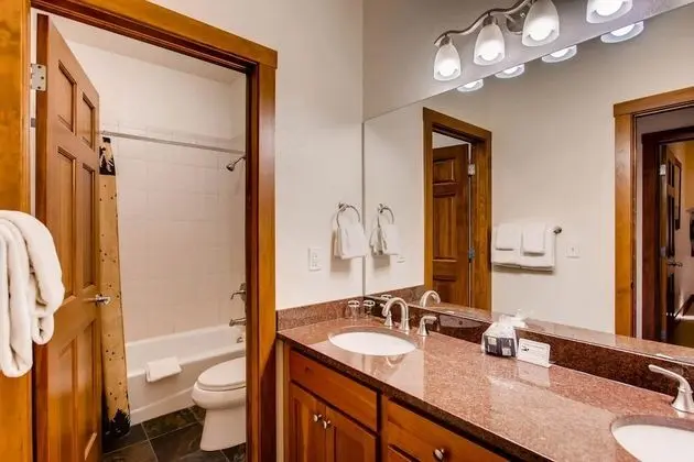 Daire, Birden Çok Yatak (Black Canyon Inn Unit F4)