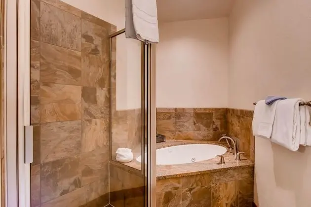 Daire, Birden Çok Yatak (Black Canyon Inn Unit J2)