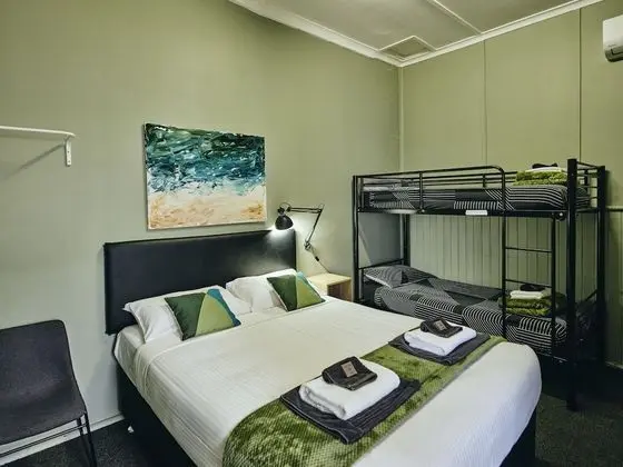 Family Oda, Ortak Banyo