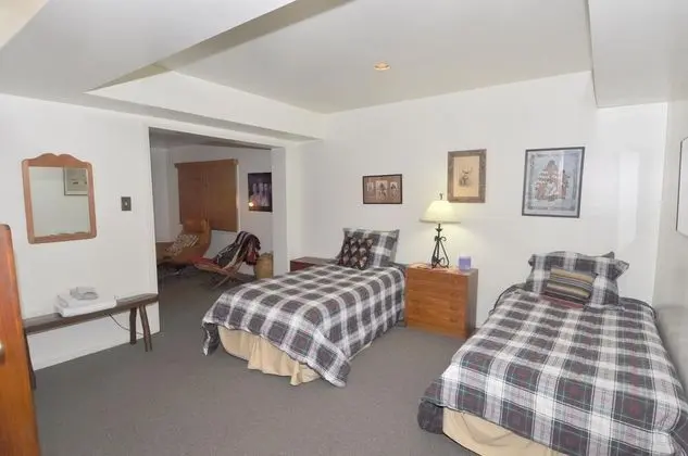Ev, Birden Çok Yatak (Black Forest - 5 Bedroom Escape)