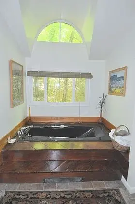 Ev, Birden Çok Yatak (Black Forest - 5 Bedroom Escape)