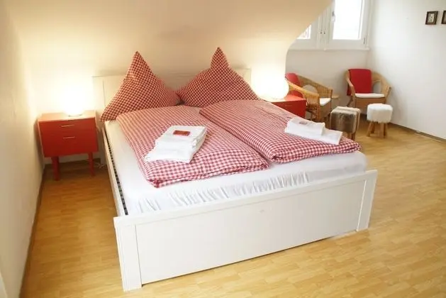 Basic Tek Büyük Yataklı Oda, Ortak Banyo (Balcony)