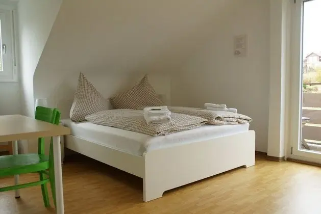 Basic Tek Büyük Yataklı Oda, Ortak Banyo (Balcony)