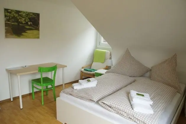 Basic Tek Büyük Yataklı Oda, Ortak Banyo (Balcony)