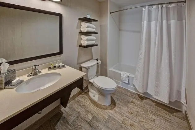 Deluxe Oda, Birden Çok Yatak, Balkon, Nehir Manzaralı