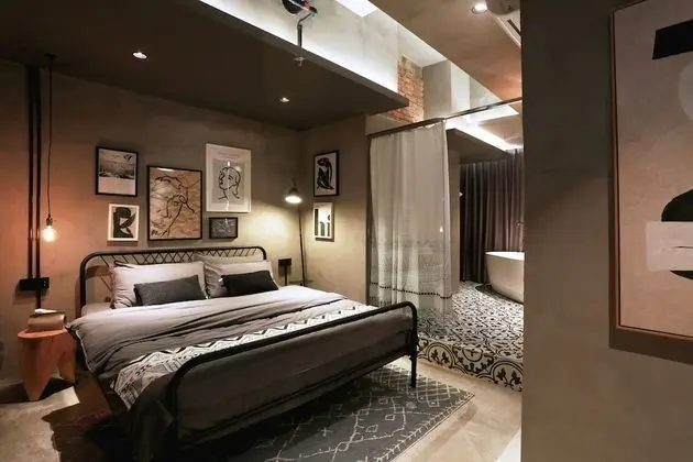 Deluxe Tek Büyük Yataklı Oda