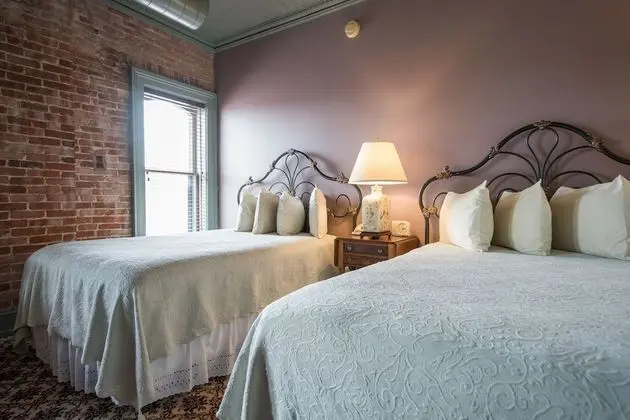 Double Queen Suite, 2 Queen Beds (Historic)