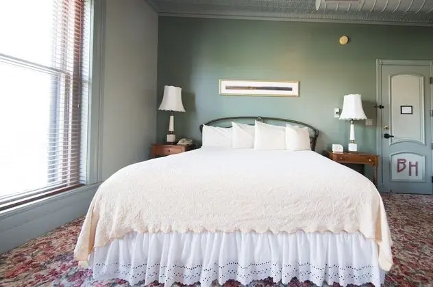 King Suite, 1 King Bed (Historic)