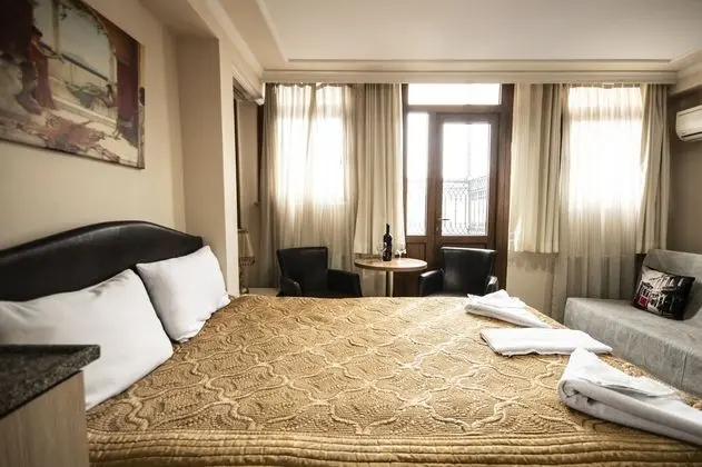 Superior Double Room, City View
