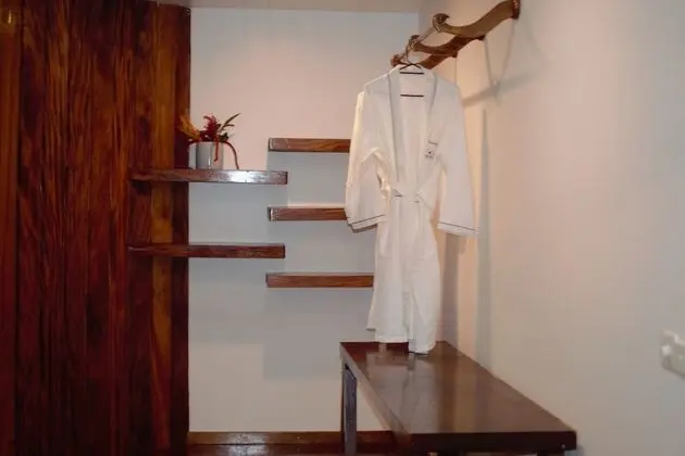 Villa, Denize Sıfır (Pool)
