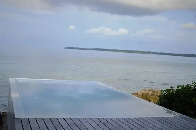 Villa, Denize Sıfır (Pool)