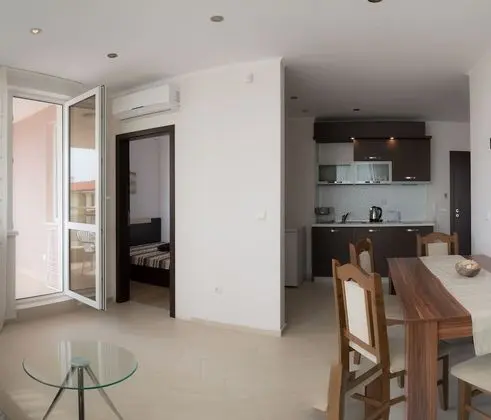 Apart Daire, 2 Yatak Odası (Breeze 10)