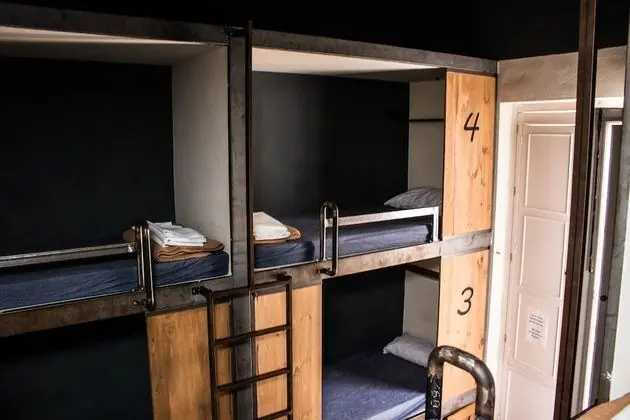 Ortak Ranzalı Oda, Karma Ranzalı Oda, Ortak Banyo (8 beds)