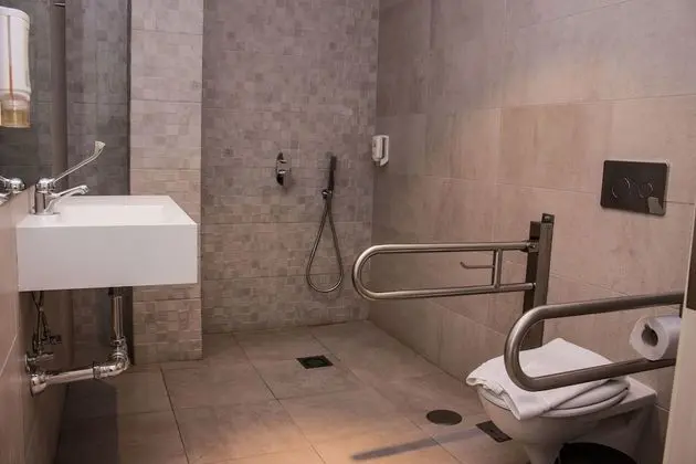 Tek Büyük Yataklı Oda, Özel Banyo