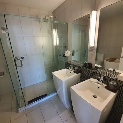 Premium Tek Büyük veya İki Ayrı Yataklı Oda, Sigara İçilmez, Balkon (Premium Lakefront)