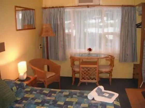 Standard Oda, Bahçe Manzaralı