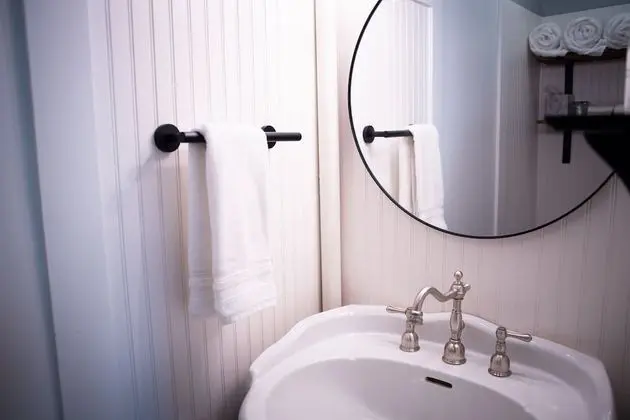 Economy Tek Büyük Yataklı Oda, Banyolu/Duşlu (Keuka Room)