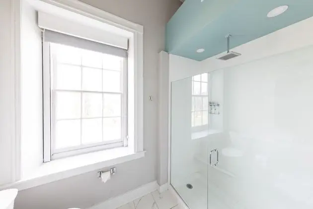 Classic Oda, 1 Büyük (Queen) Boy Yatak